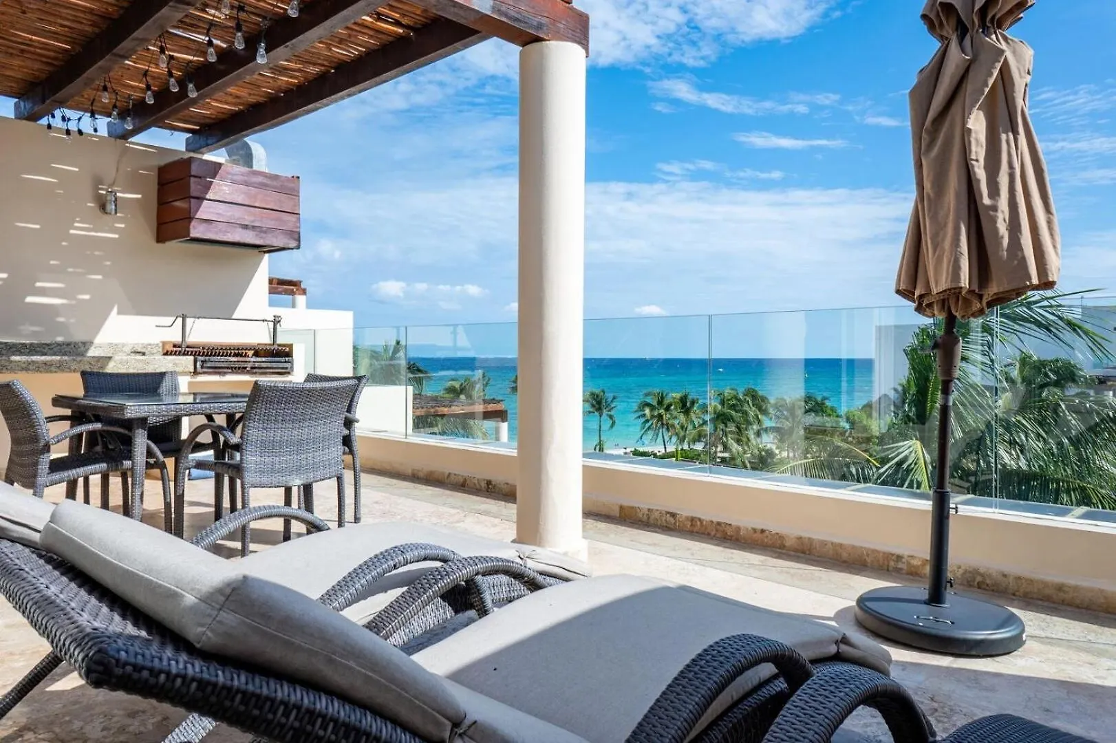 **** מלון דירות פלאייה דל כרמן The Elements Oceanfront & Beachside Condo Hotel מקסיקו