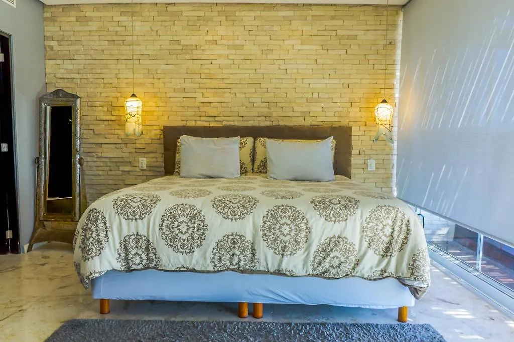 פלאייה דל כרמן The Elements Oceanfront & Beachside Condo Hotel פלאייה דל כרמן